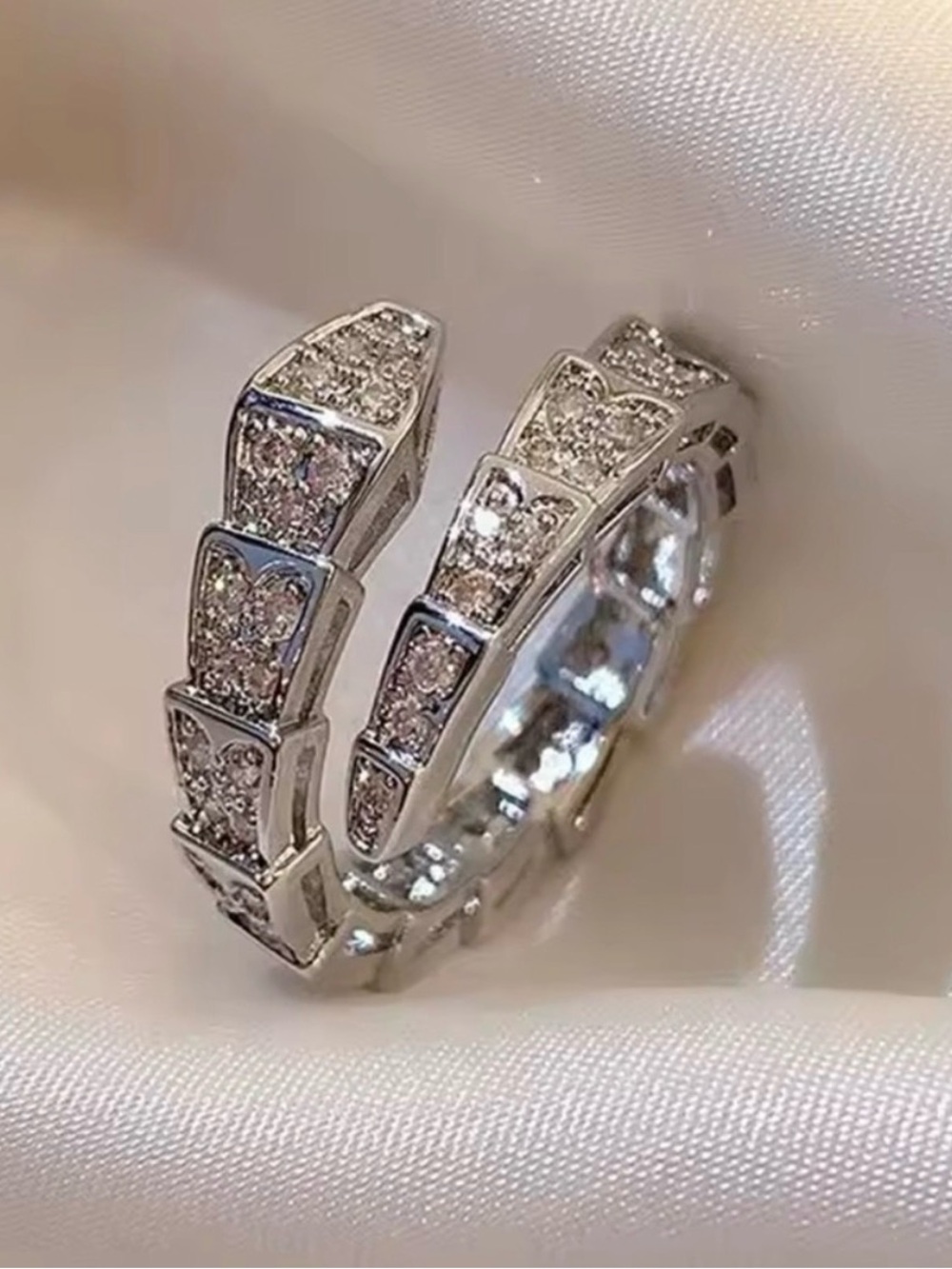 Elegant Silver Crystal Ring